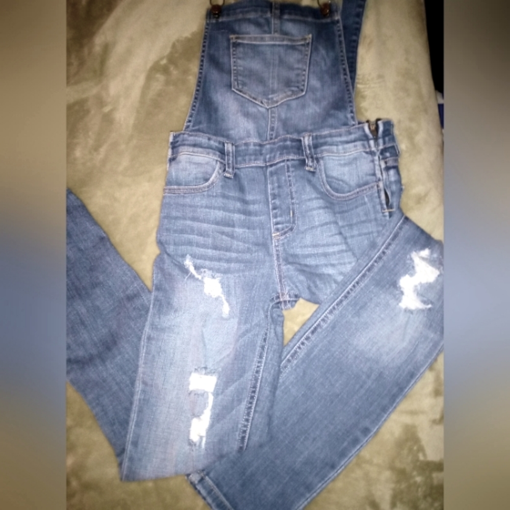 CELLO straight legged distressed overalls